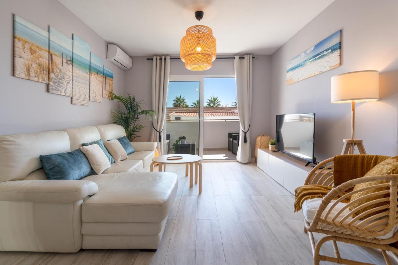 Lets In The Sun Sea View Apartment Calabella 卡拉德米哈斯 外观 照片